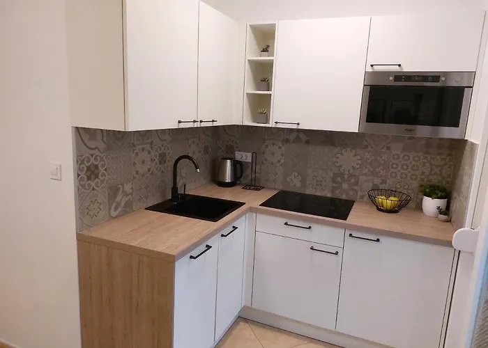 Newtown * Novigrad Istria